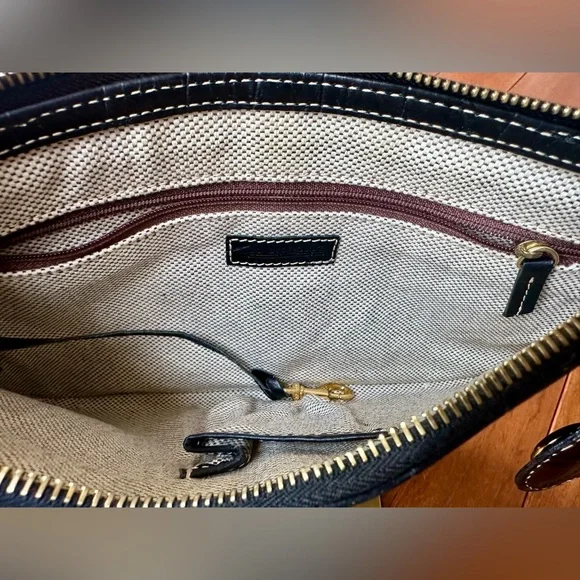 Dooney & Bourke Vintage Black Croc-Embossed Leather Small Clutch Shoulder Bag - Picture 7 of 11